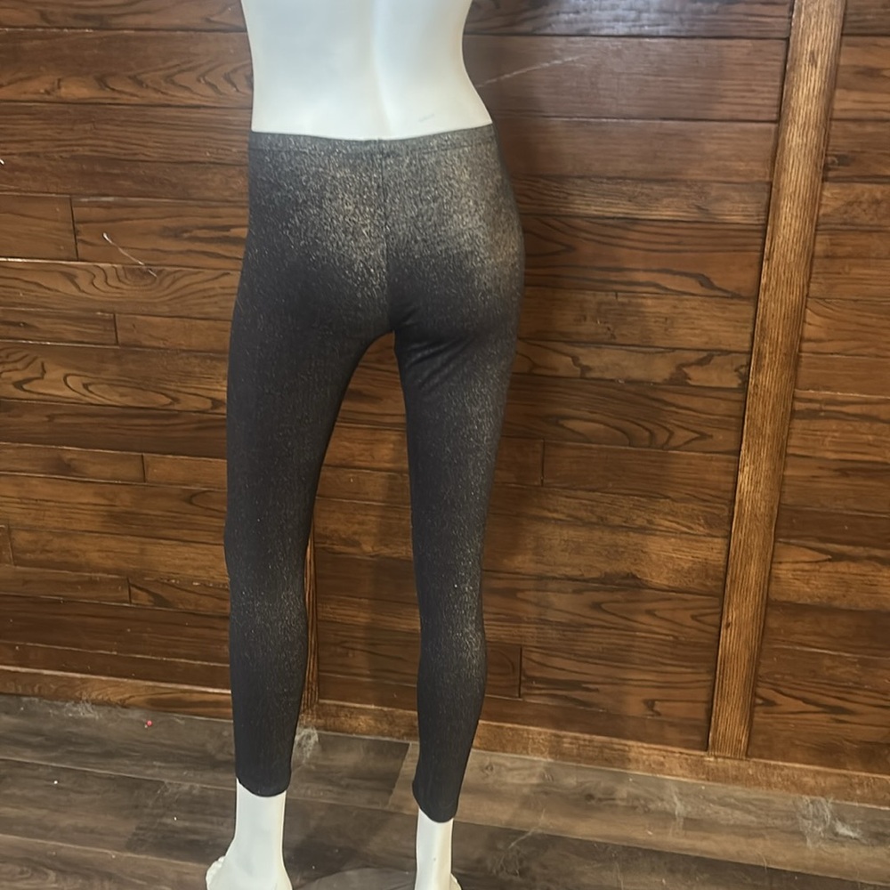 Arianne. Gold and black. Shimmery leggings. Size medium. - Picture 6 of 6